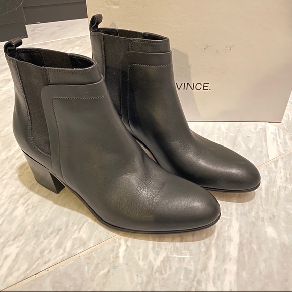 Vince new ankle booties with stretch ankle - Picture 6 of 9
